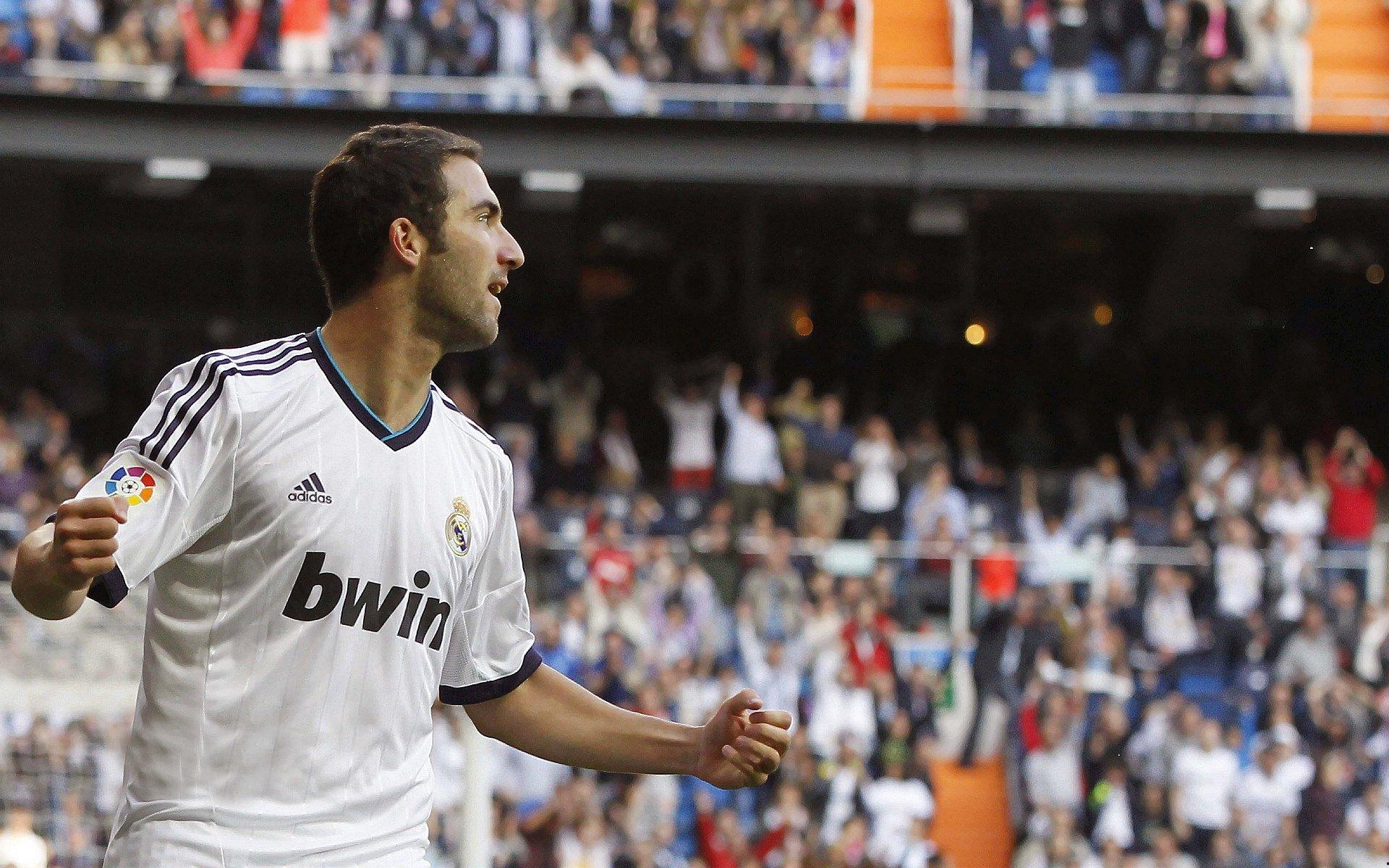 新赛季勇士面临严峻考验，防守短板或成争冠绊脚石